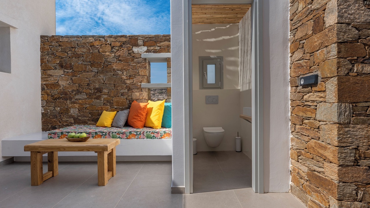 Photo of Bathroom in Ios Town