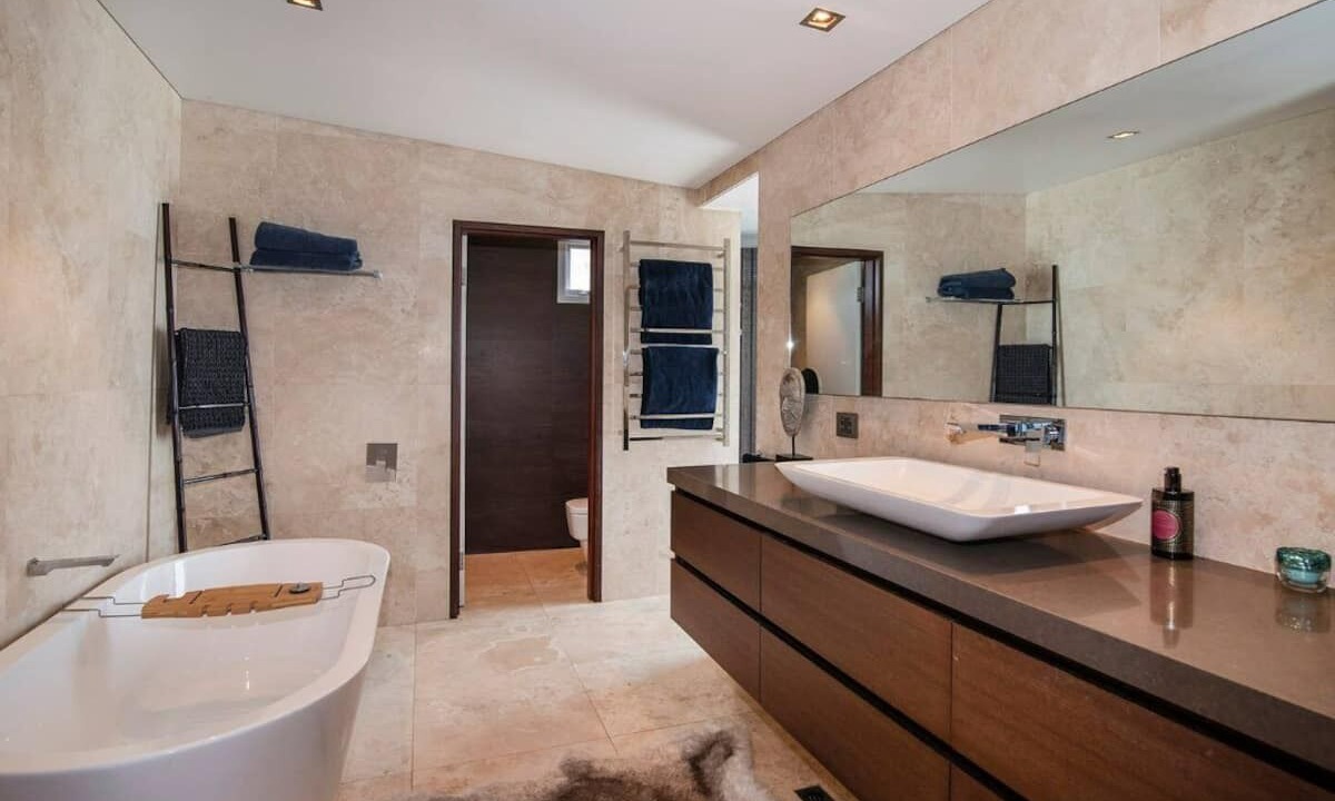 Photo of Bathroom in Gracetown