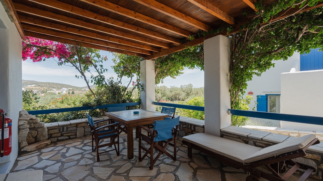 Photo of Outdoor in Aliki