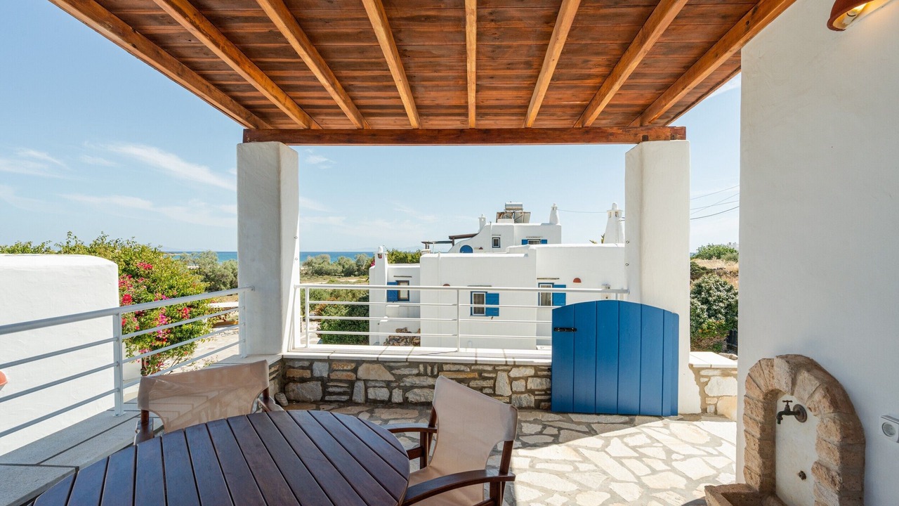 Photo of Outdoor in Aliki