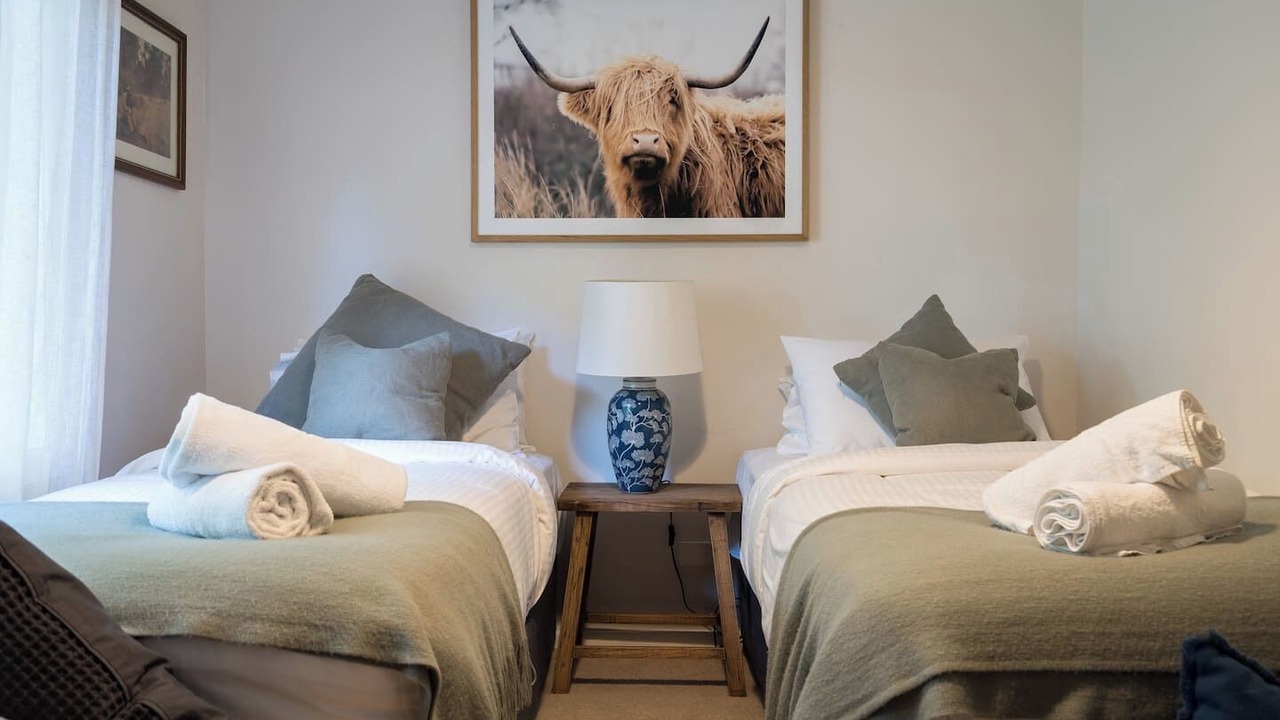 Photo of Bedroom in Red Hill South