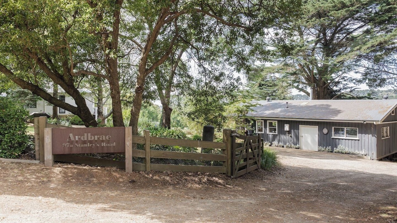 Photo of Others in Red Hill South