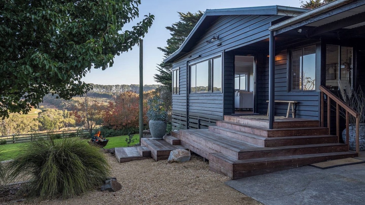 Photo of Outdoor in Red Hill South