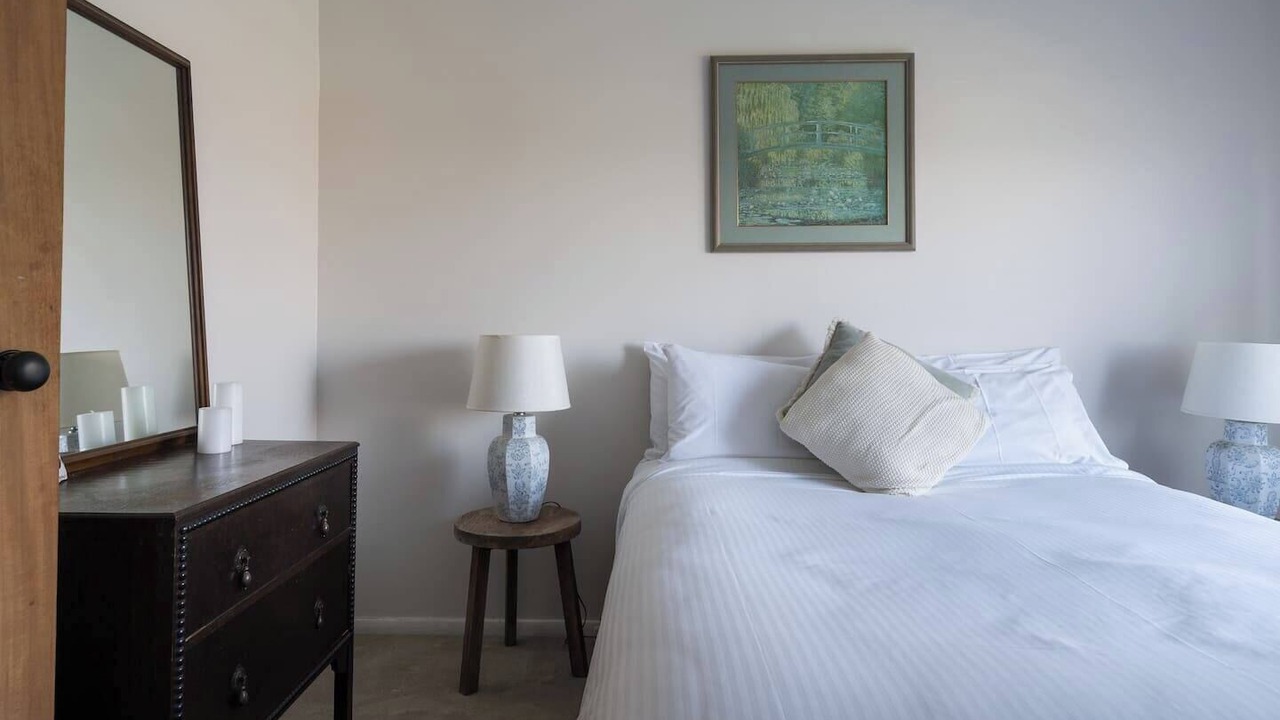 Photo of Bedroom in Red Hill South