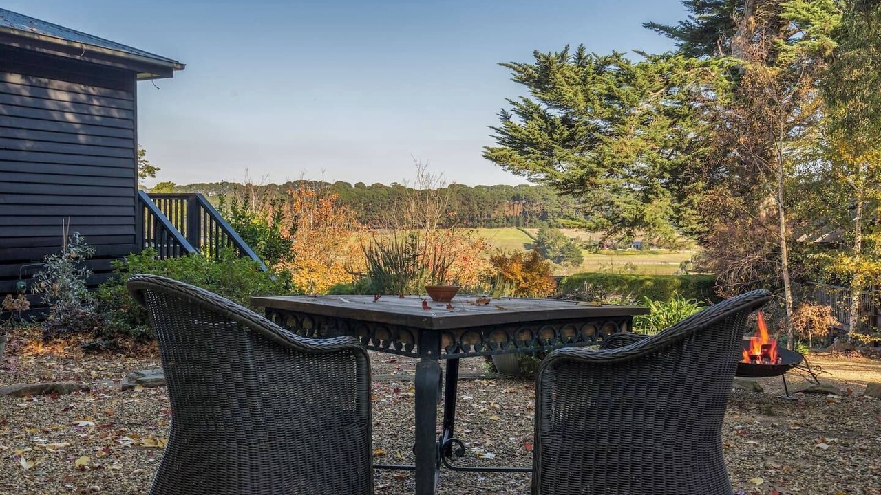 Photo of Outdoor in Red Hill South