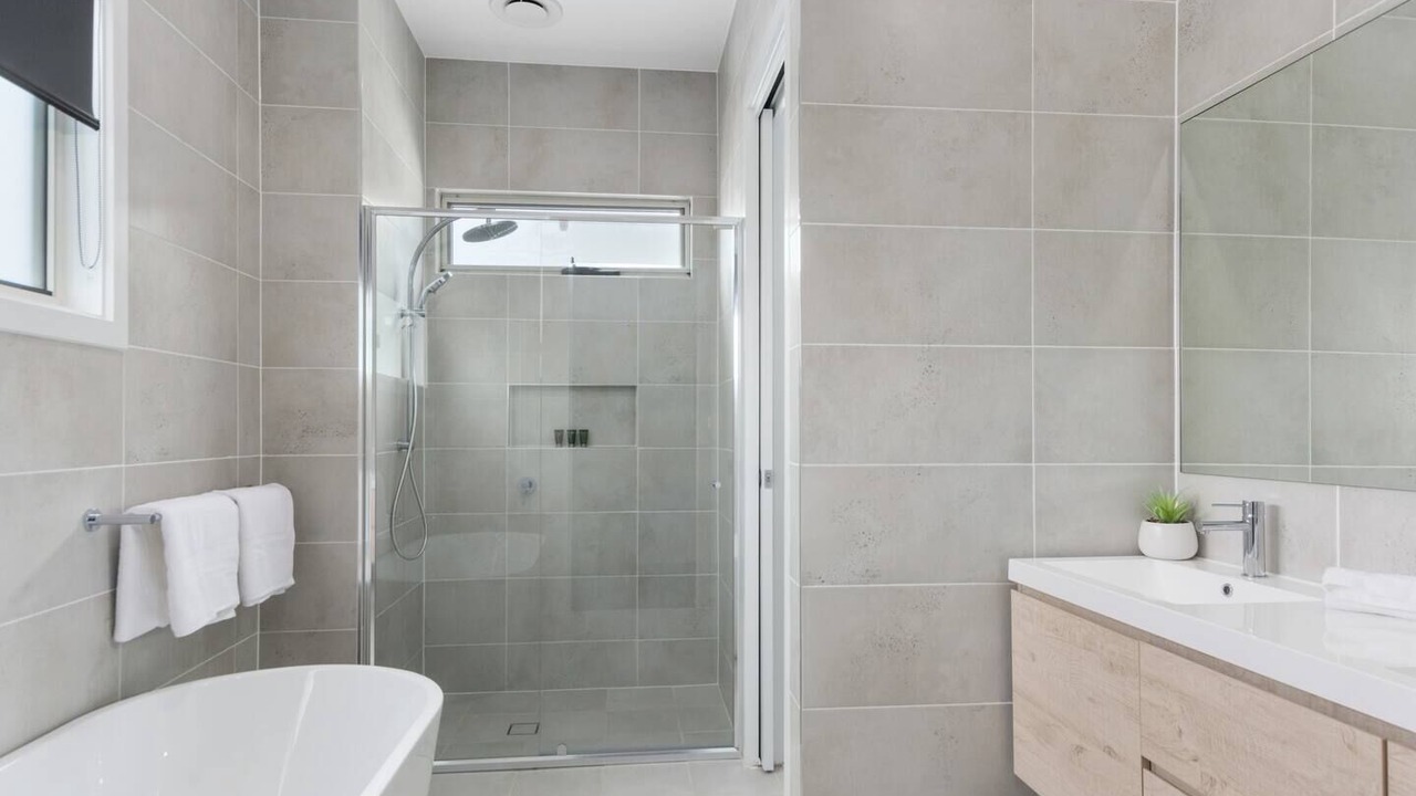 Photo of Bathroom in Shell Cove