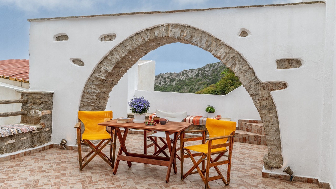 Photo of Outdoor in Koronos