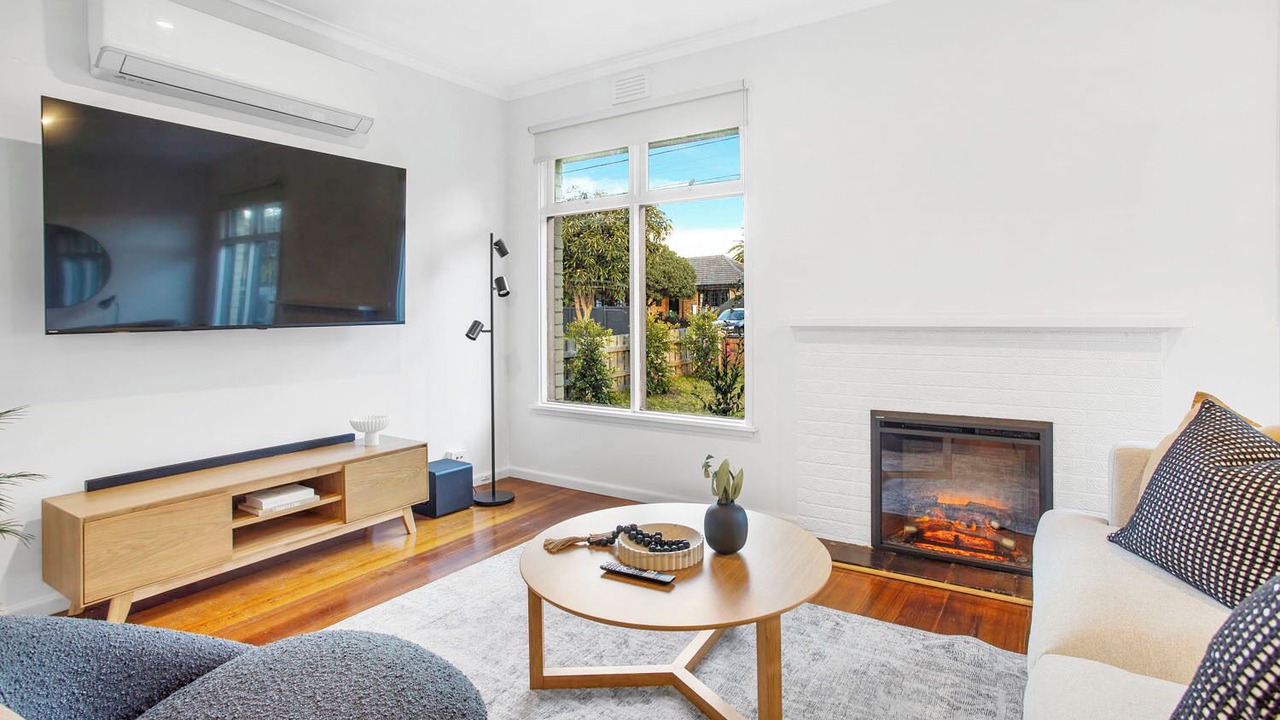 Photo of Livingroom in Cheltenham
