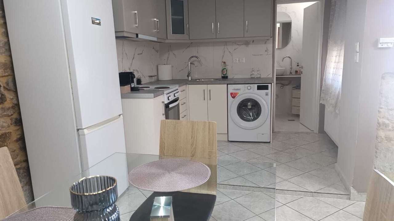 Photo of Kitchen in Polichnitos