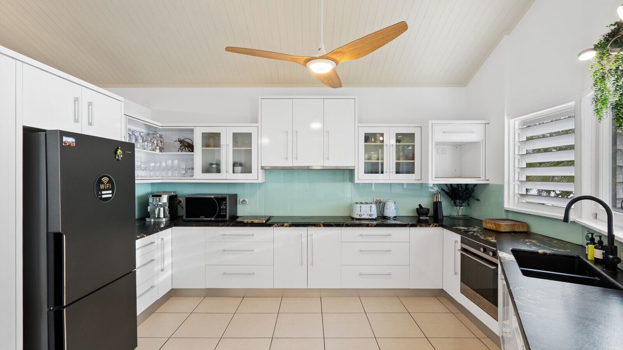 Photo of Kitchen in Holloways Beach
