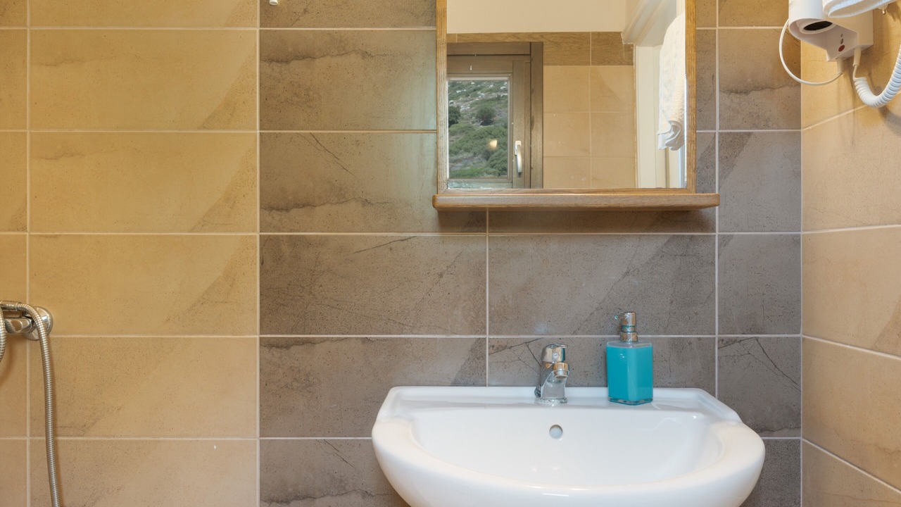 Photo of Bathroom in Telendos