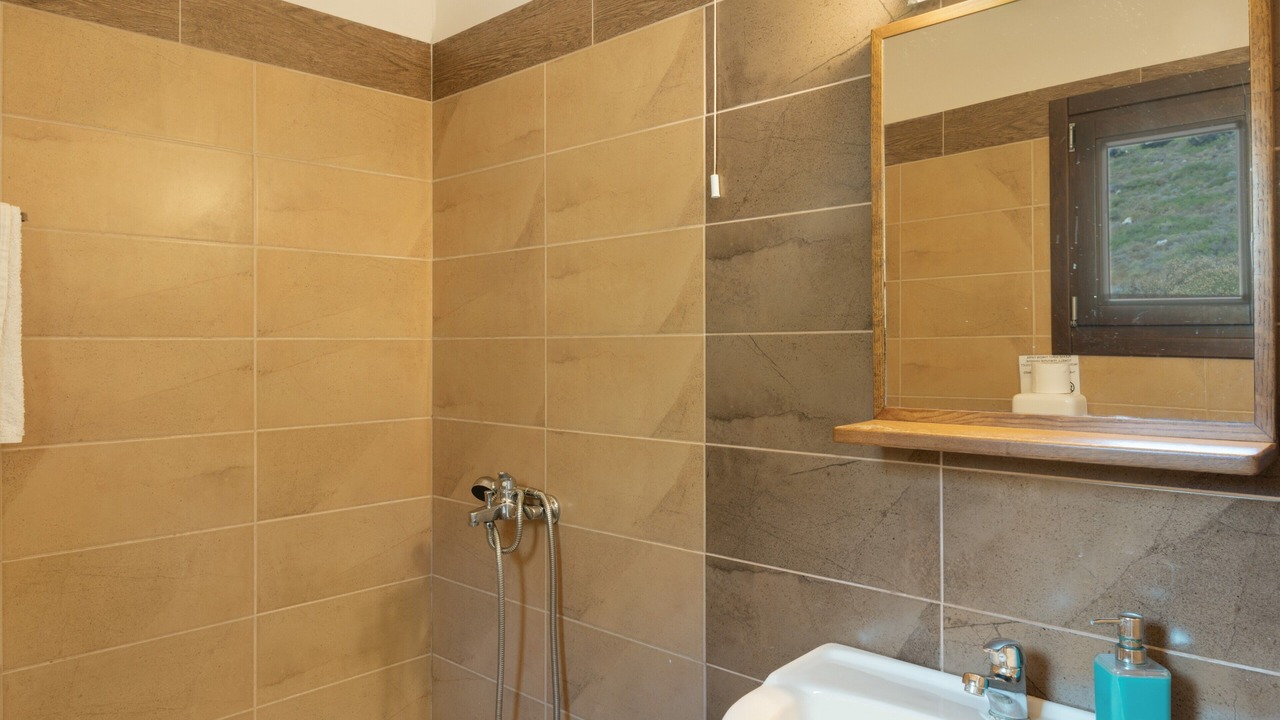 Photo of Bathroom in Telendos