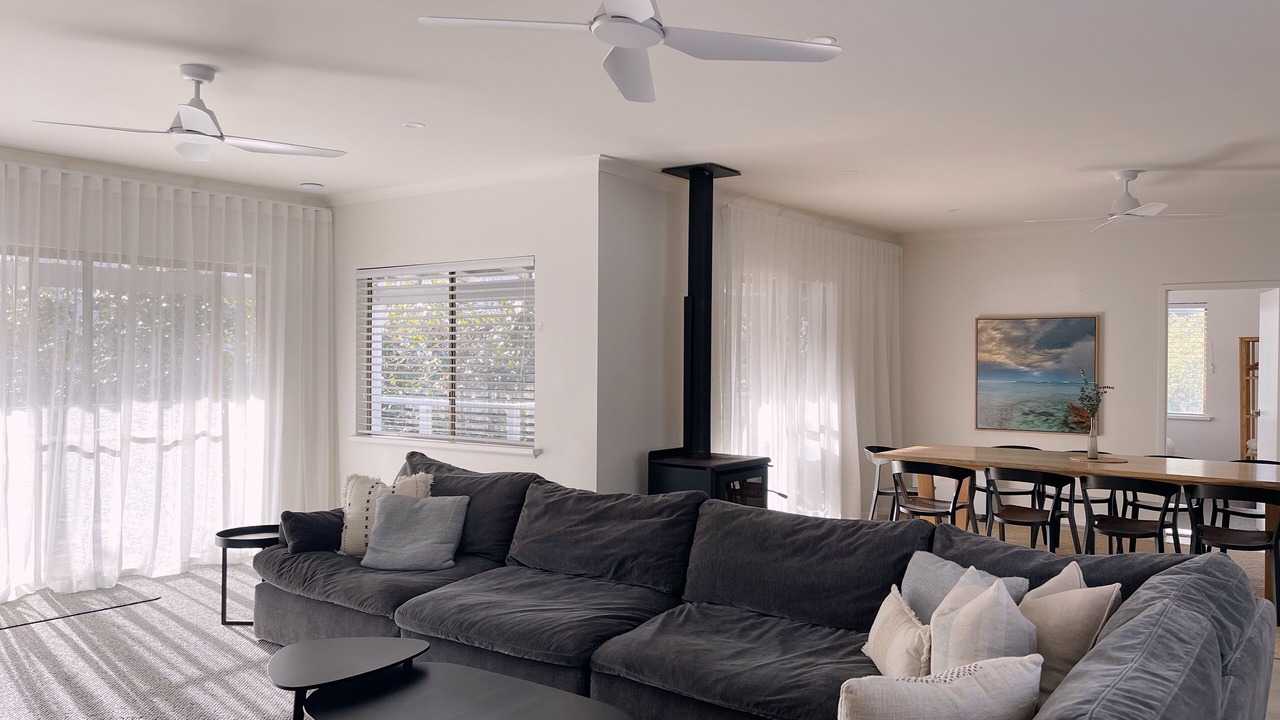 Photo of Livingroom in Eagle Bay