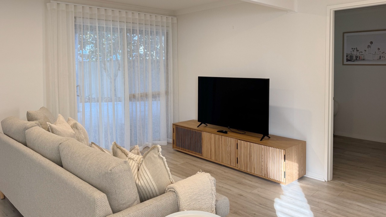 Photo of Livingroom in Eagle Bay