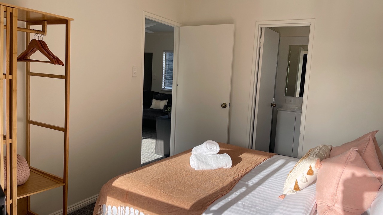 Photo of Bedroom in Eagle Bay