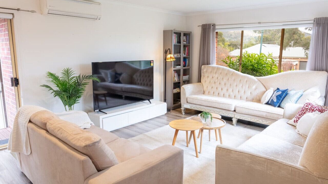 Photo of Livingroom in The Basin
