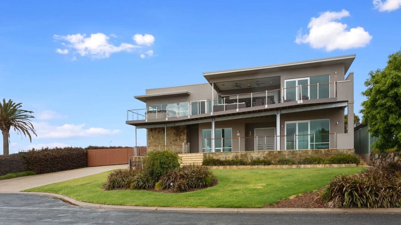 Photo of Outdoor in Long Flat