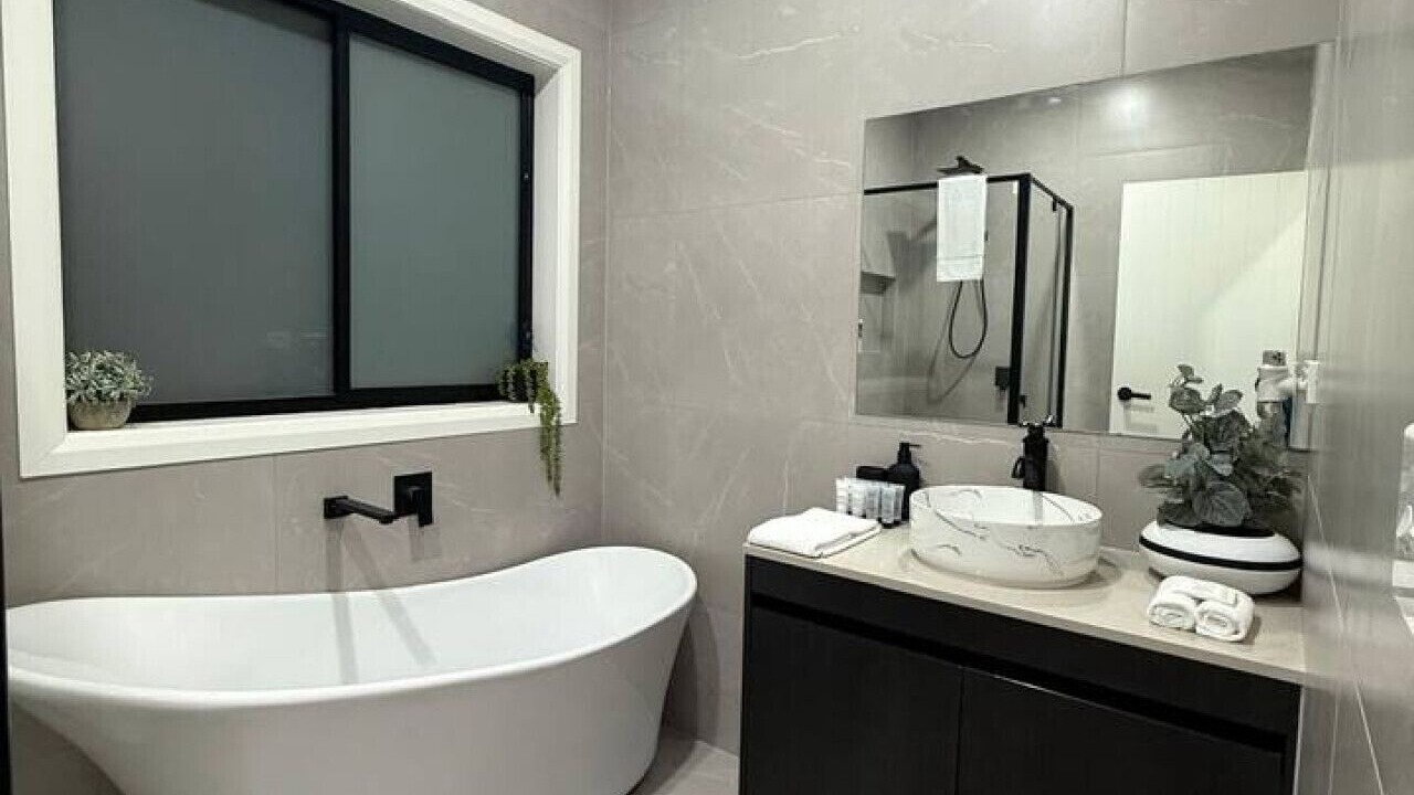 Photo of Bathroom in Bridge Inn