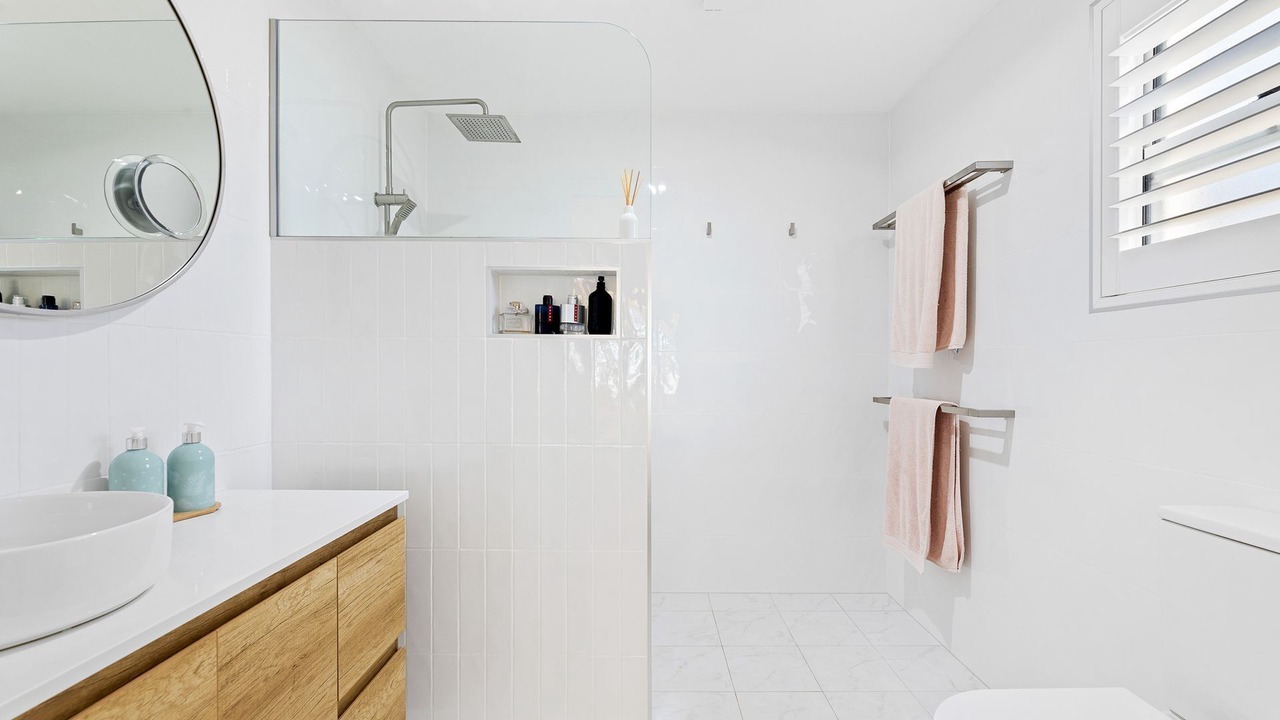 Photo of Bathroom in Denhams Beach