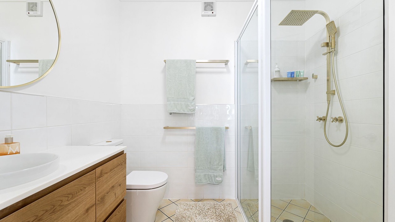 Photo of Bathroom in Denhams Beach