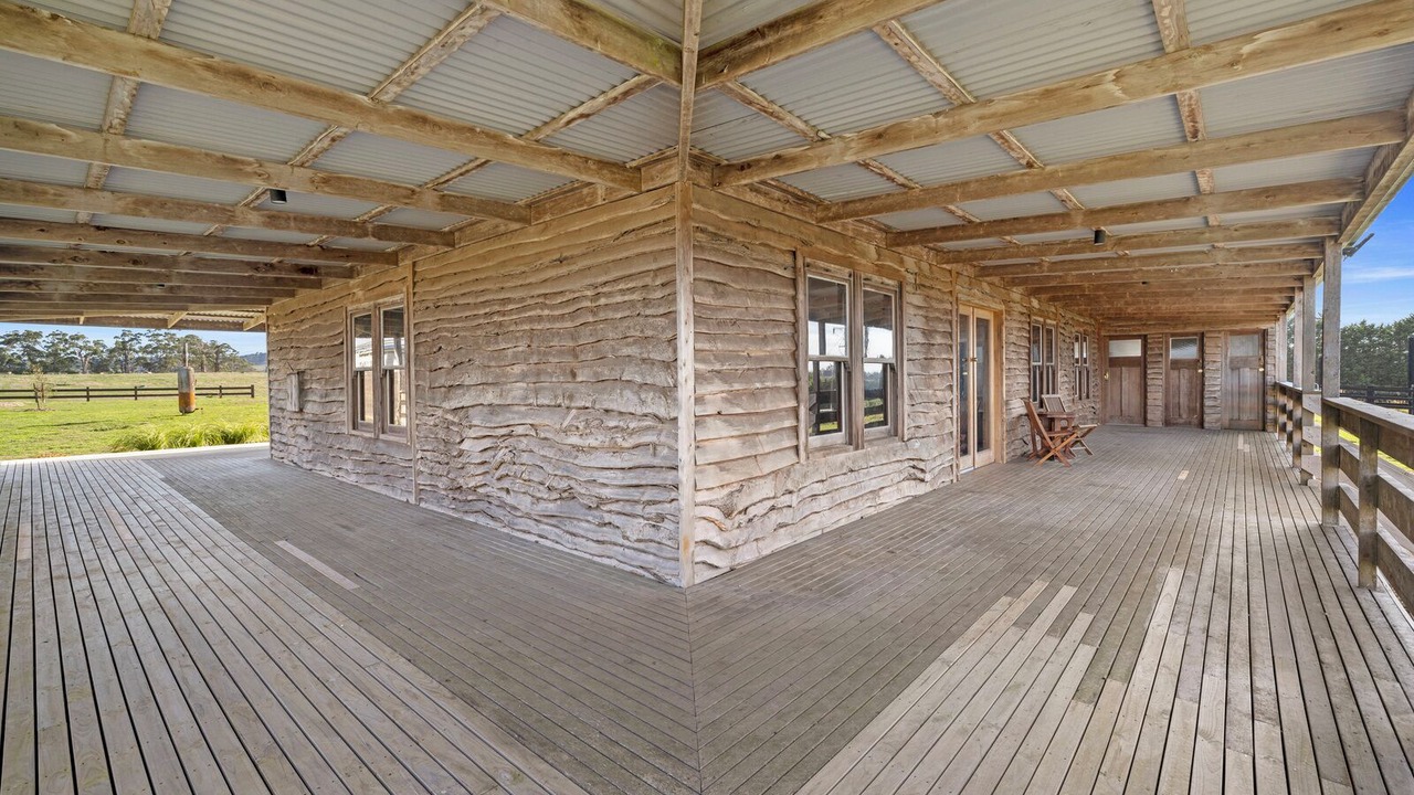 Photo of Patio Balcony in Hallston