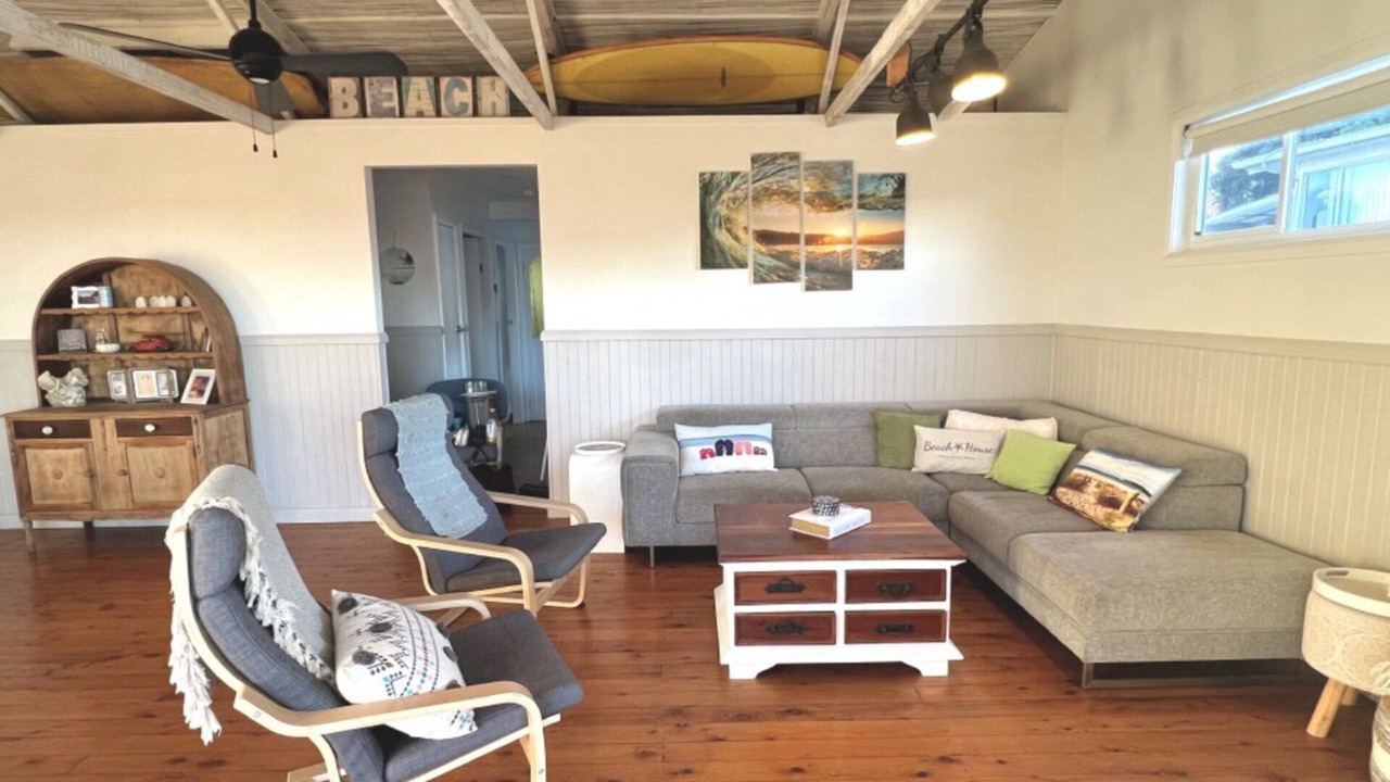 Photo of Livingroom in Old Bar