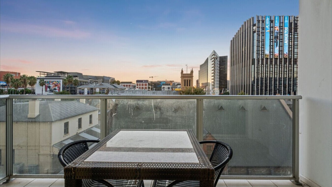Photo of Patio Balcony in Adelaide Central Business District