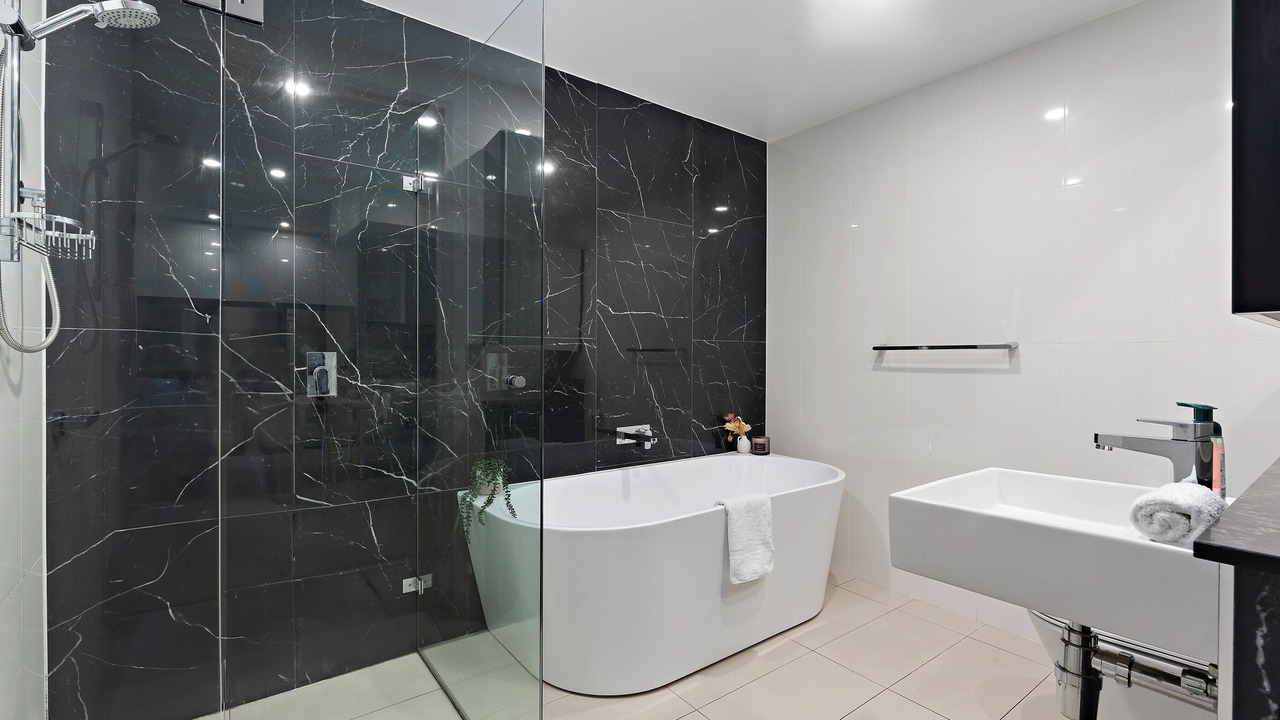 Photo of Bathroom in Mascot