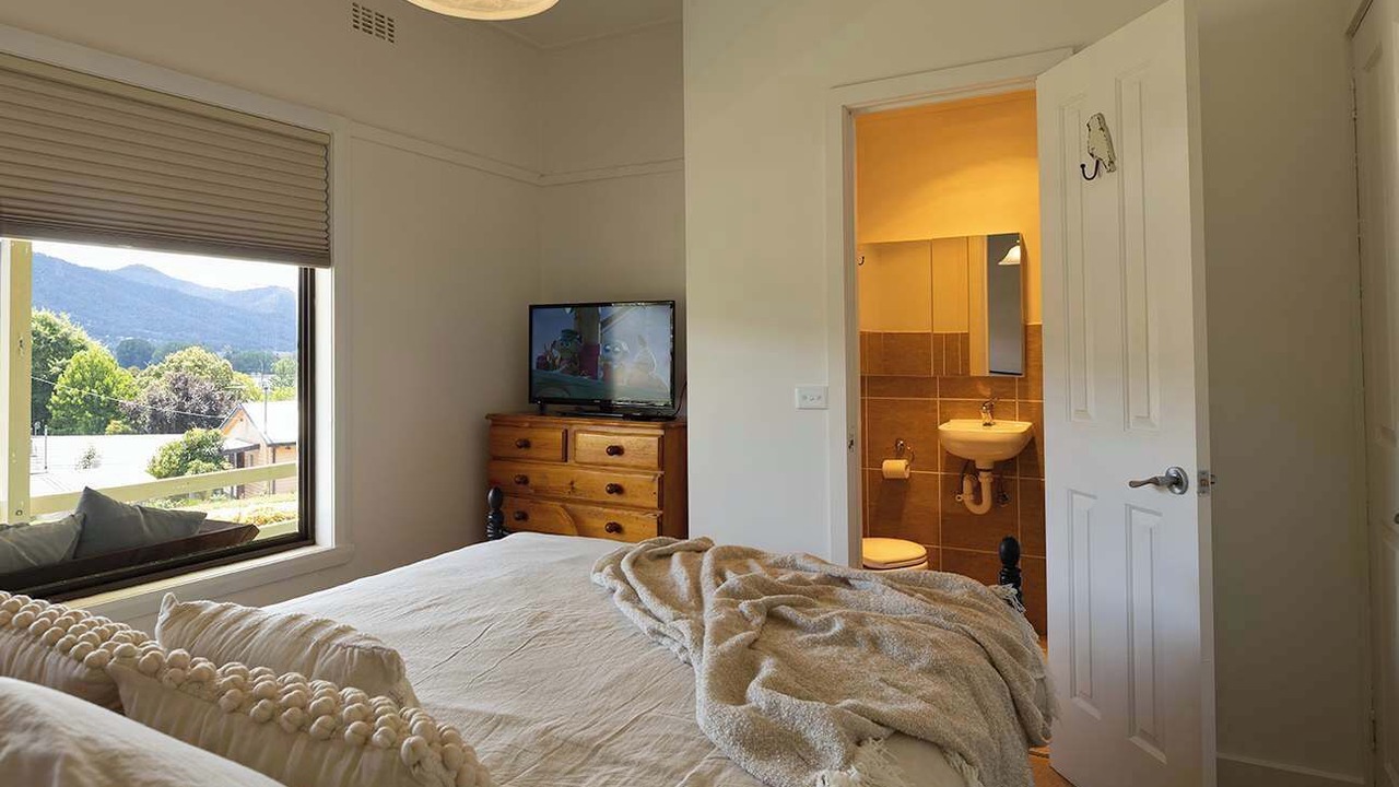 Photo of Bedroom in Mount Beauty