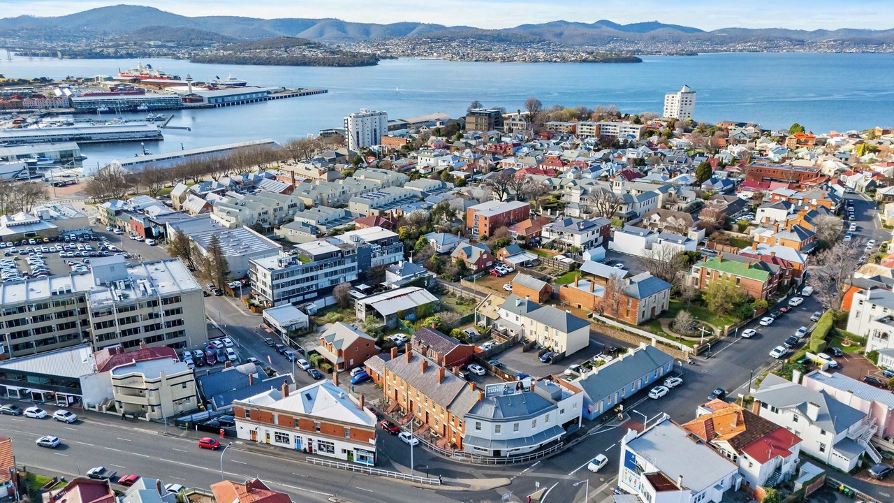 Photo of Outdoor in Battery Point