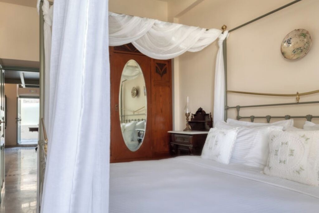 Photo of Bedroom in Oia