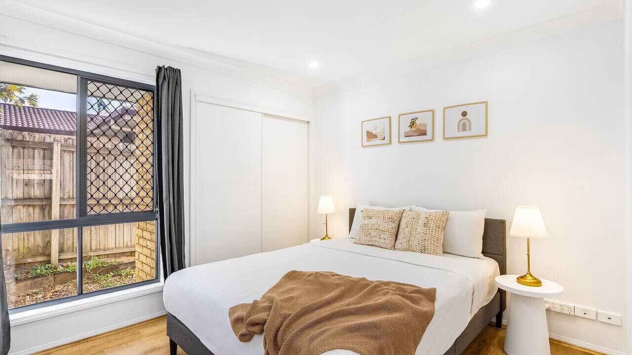 Photo of Bedroom in Parkinson