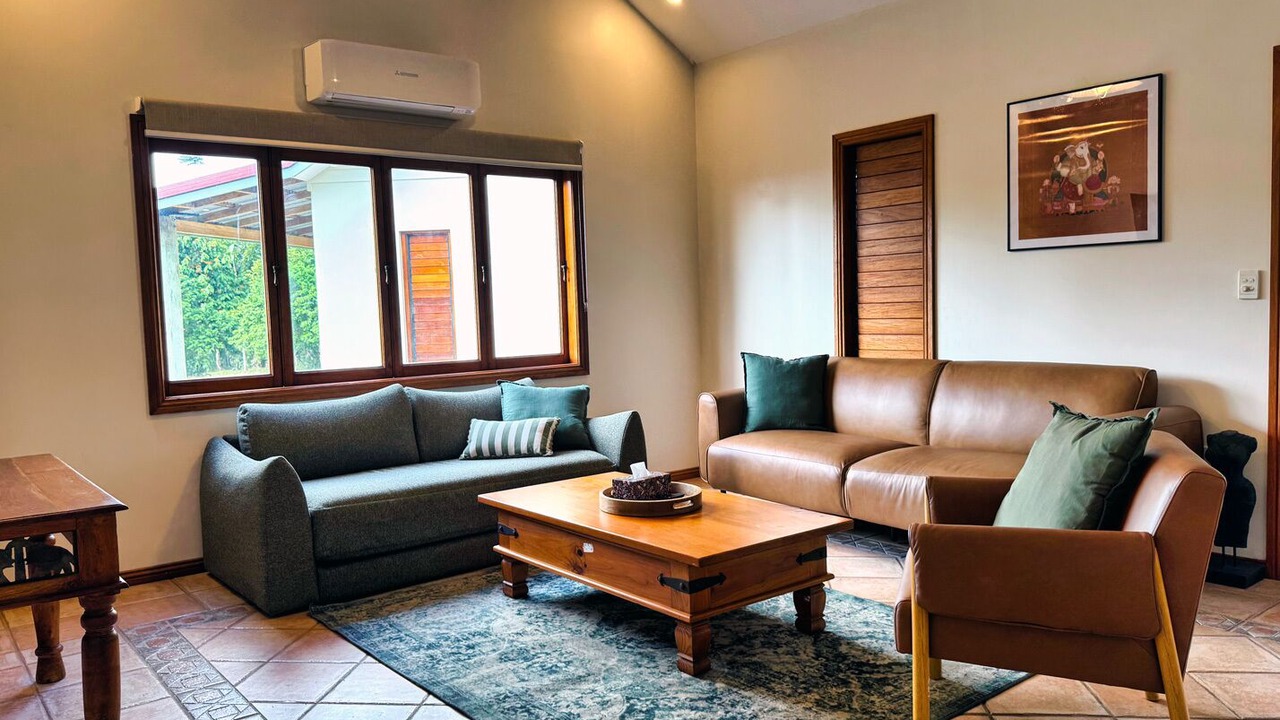 Photo of Livingroom in Aloomba