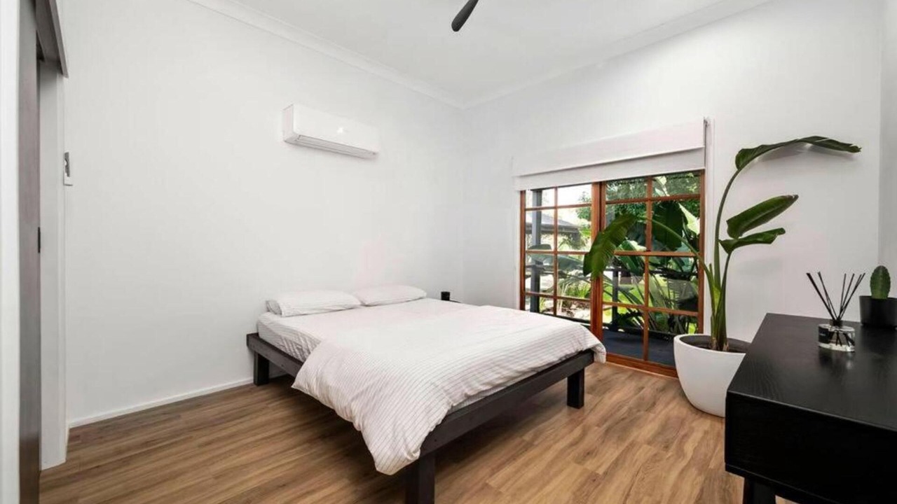 Photo of Bedroom in Broke
