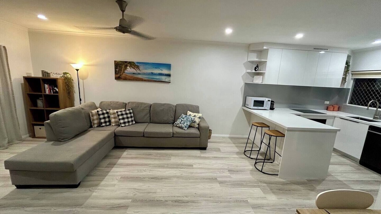 Photo of Livingroom in Trinity Beach