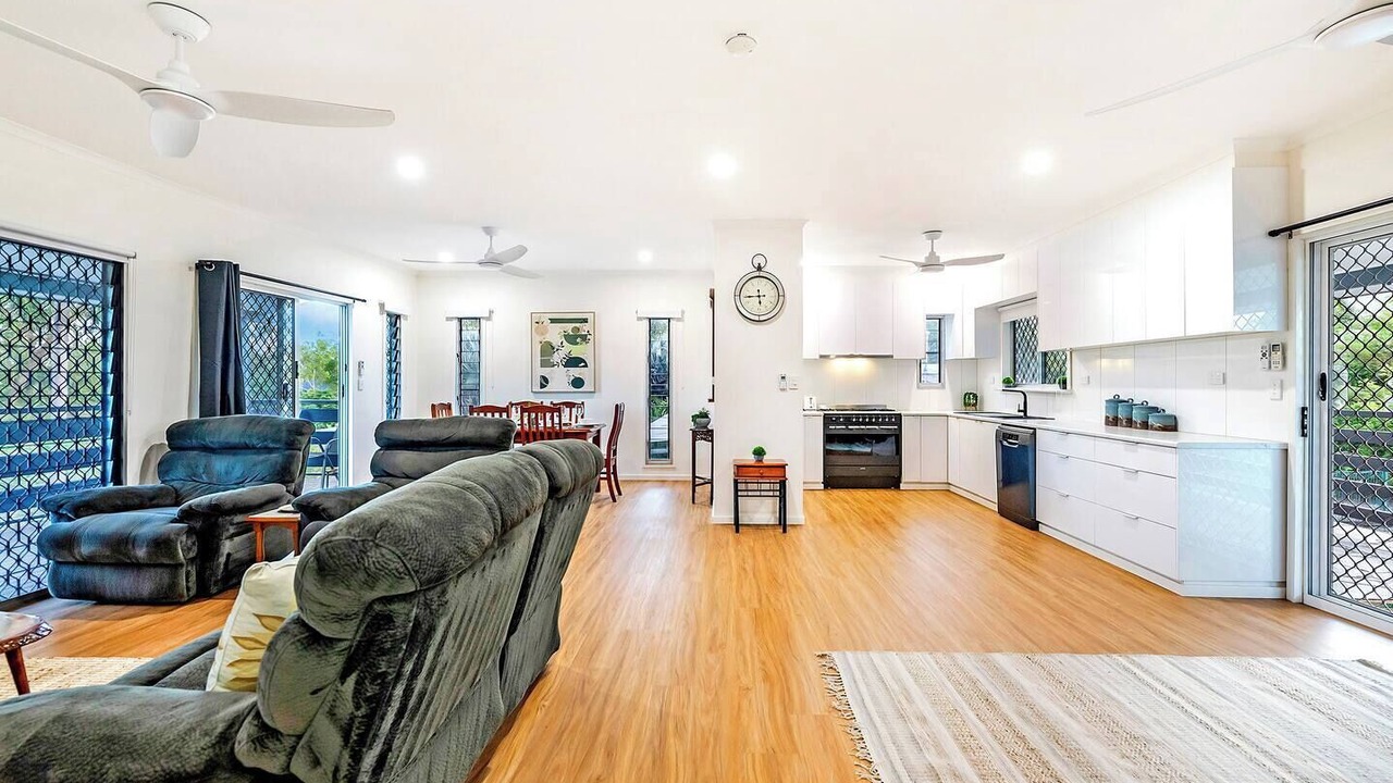 Photo of Livingroom in Leanyer