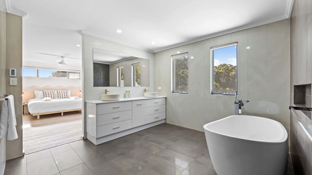 Photo of Bathroom in Silver Sands