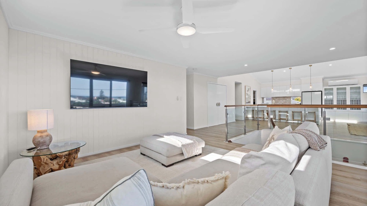 Photo of Livingroom in Silver Sands