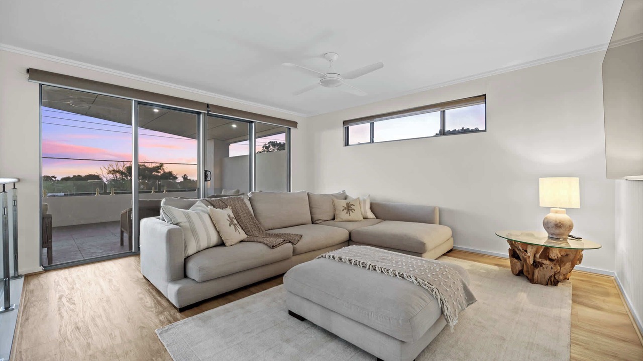 Photo of Livingroom in Silver Sands