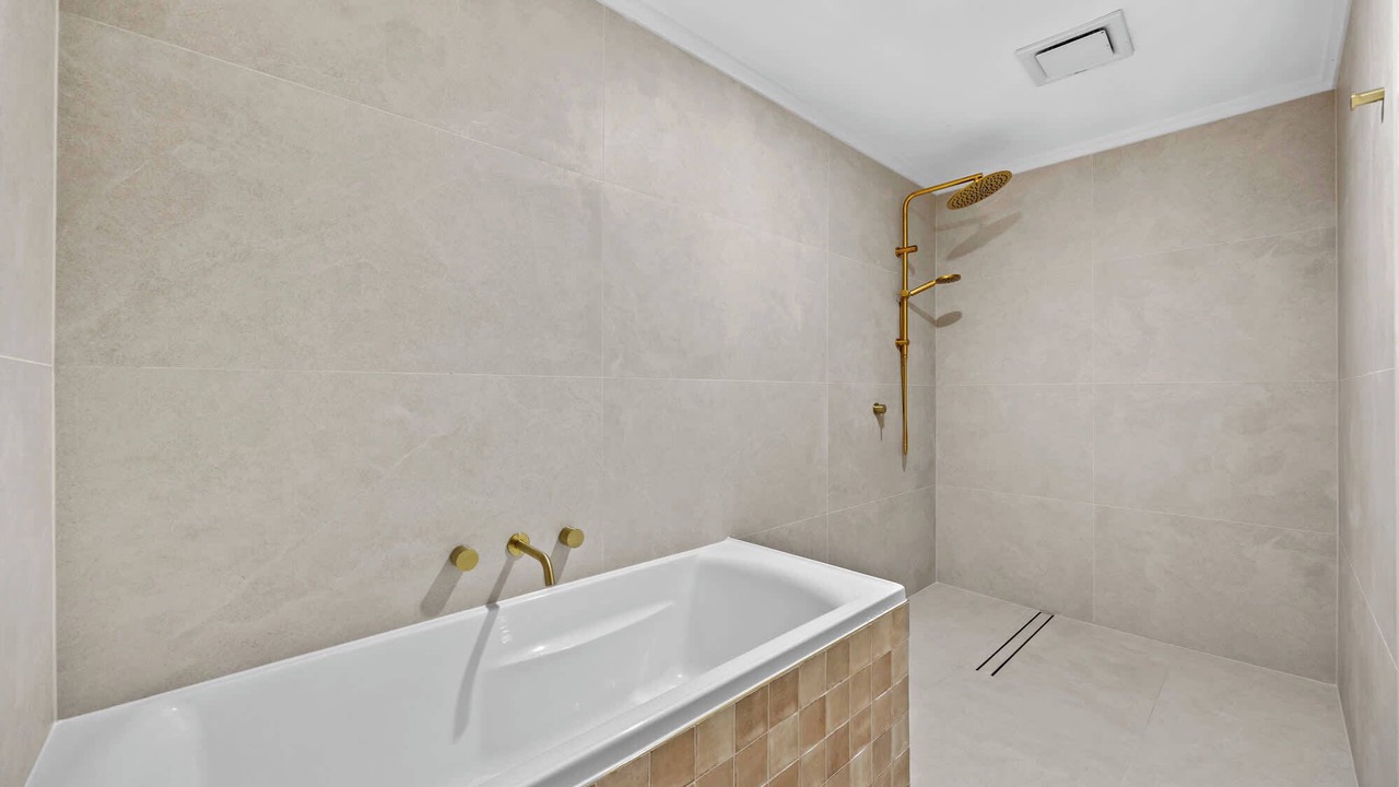 Photo of Bathroom in Silver Sands