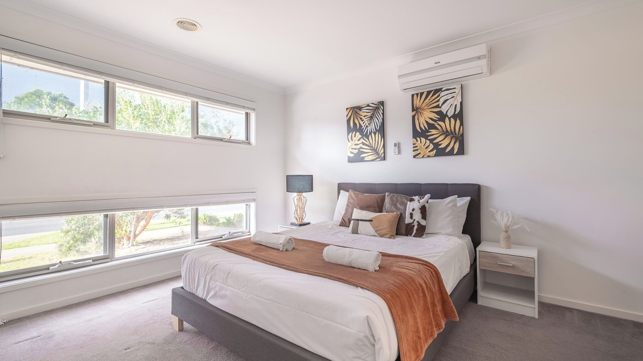Photo of Bedroom in Sanctuary Lakes