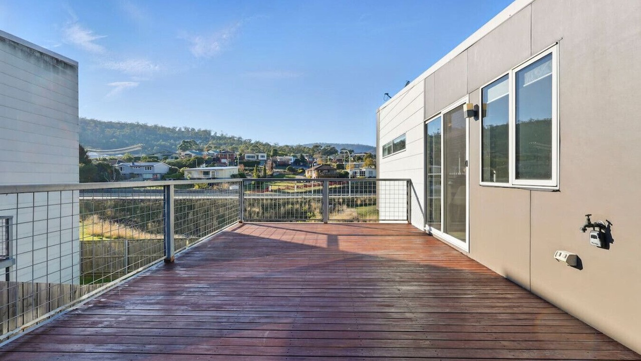 Photo of Patio Balcony in Geilston Bay