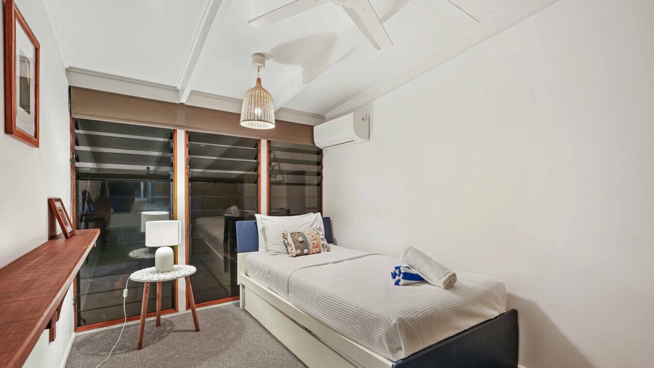 Photo of Bedroom in Holloways Beach