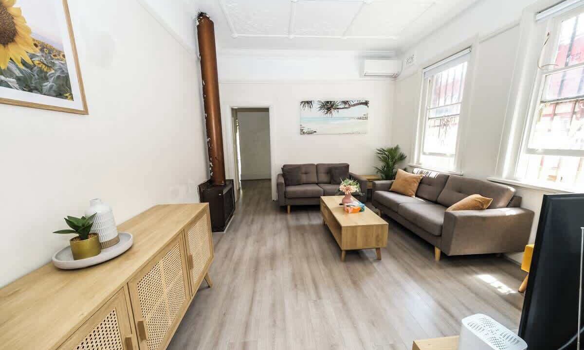 Photo of Livingroom in Burwood