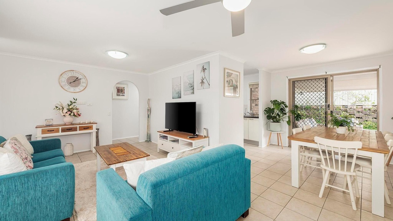 Photo of Livingroom in Oxenford