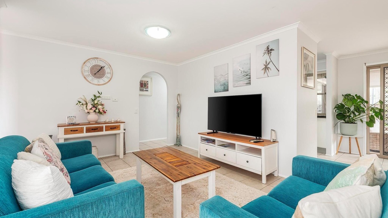 Photo of Livingroom in Oxenford