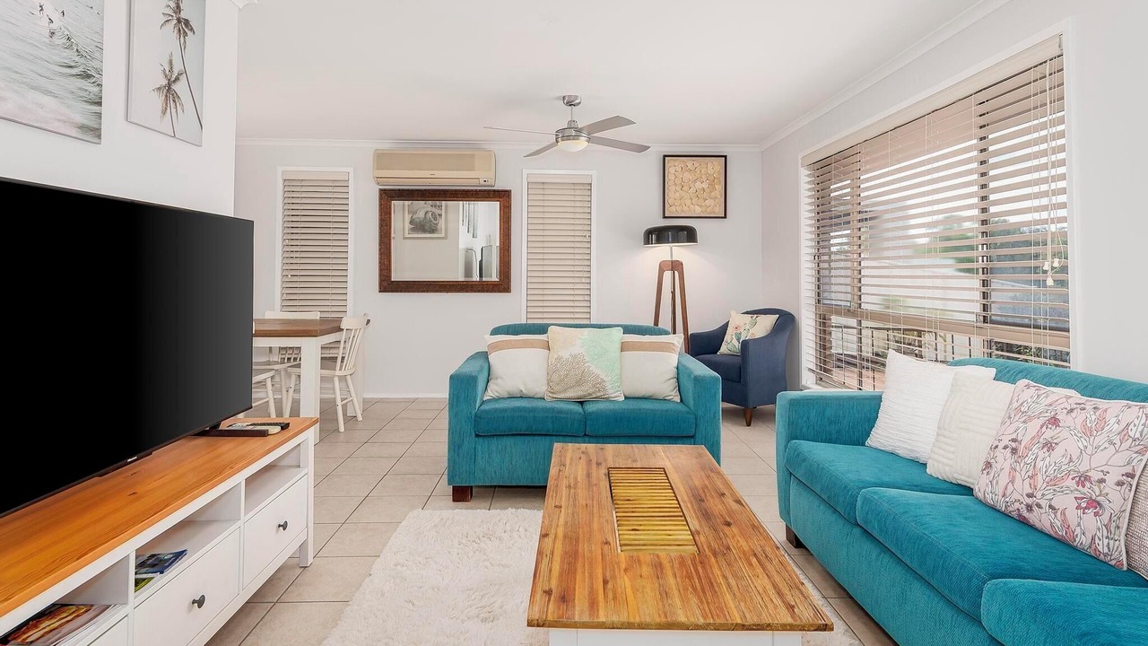 Photo of Livingroom in Oxenford