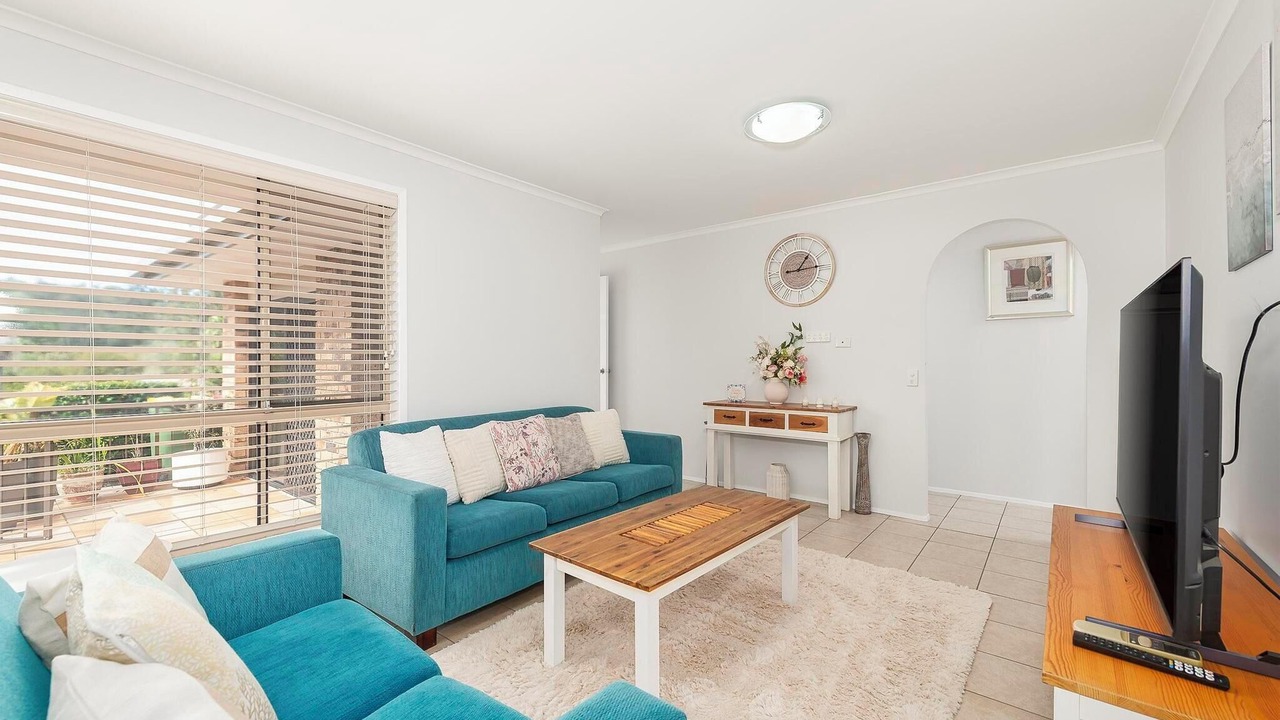 Photo of Livingroom in Oxenford