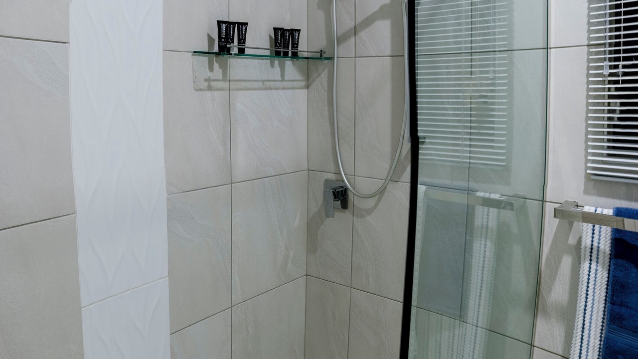 Photo of Bathroom in Oonoonba
