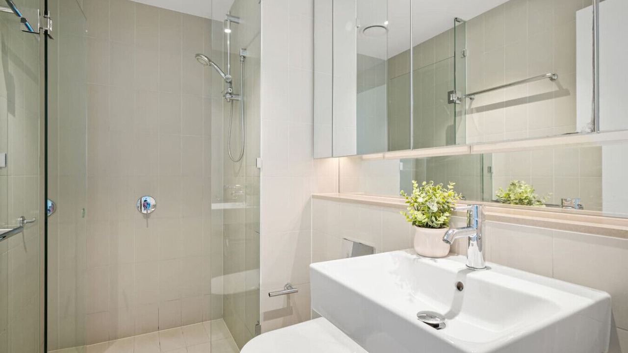 Photo of Bathroom in Docklands
